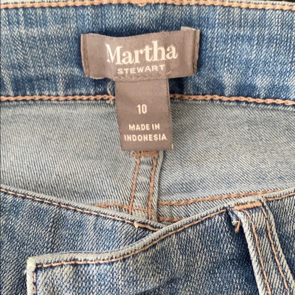 Martha Stewart Blue Jeans - Picture 4 of 7
